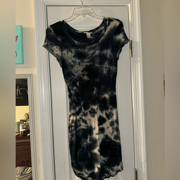 Dresses & Skirts - Navy blue and white tie dye mini bodycon dress​